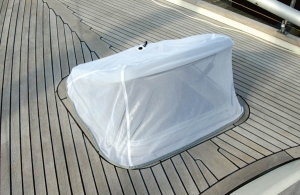 Blue Performance Hatch Cover Mosquito 1 - 45x45cm